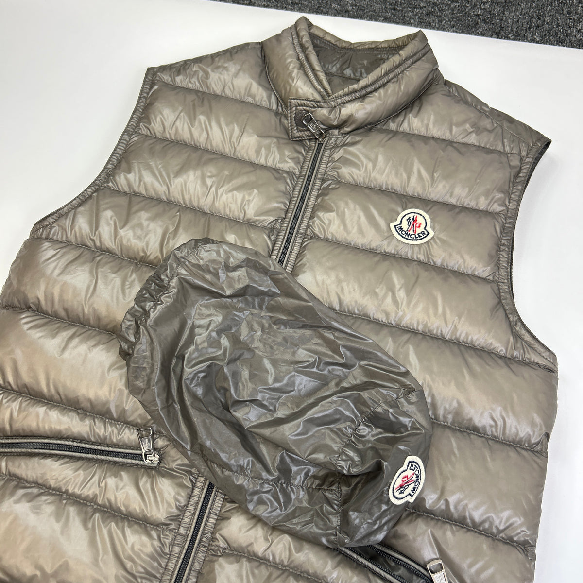 Moncler Gui Gilet (XS)