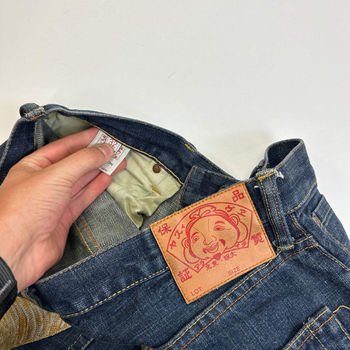 Evisu Daicock Jeans (32)