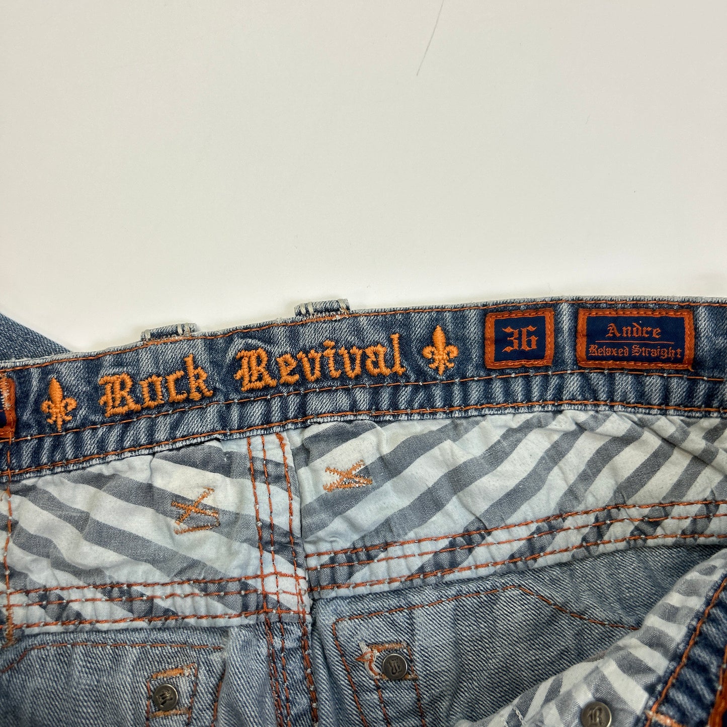Rock Revival Jeans (36)