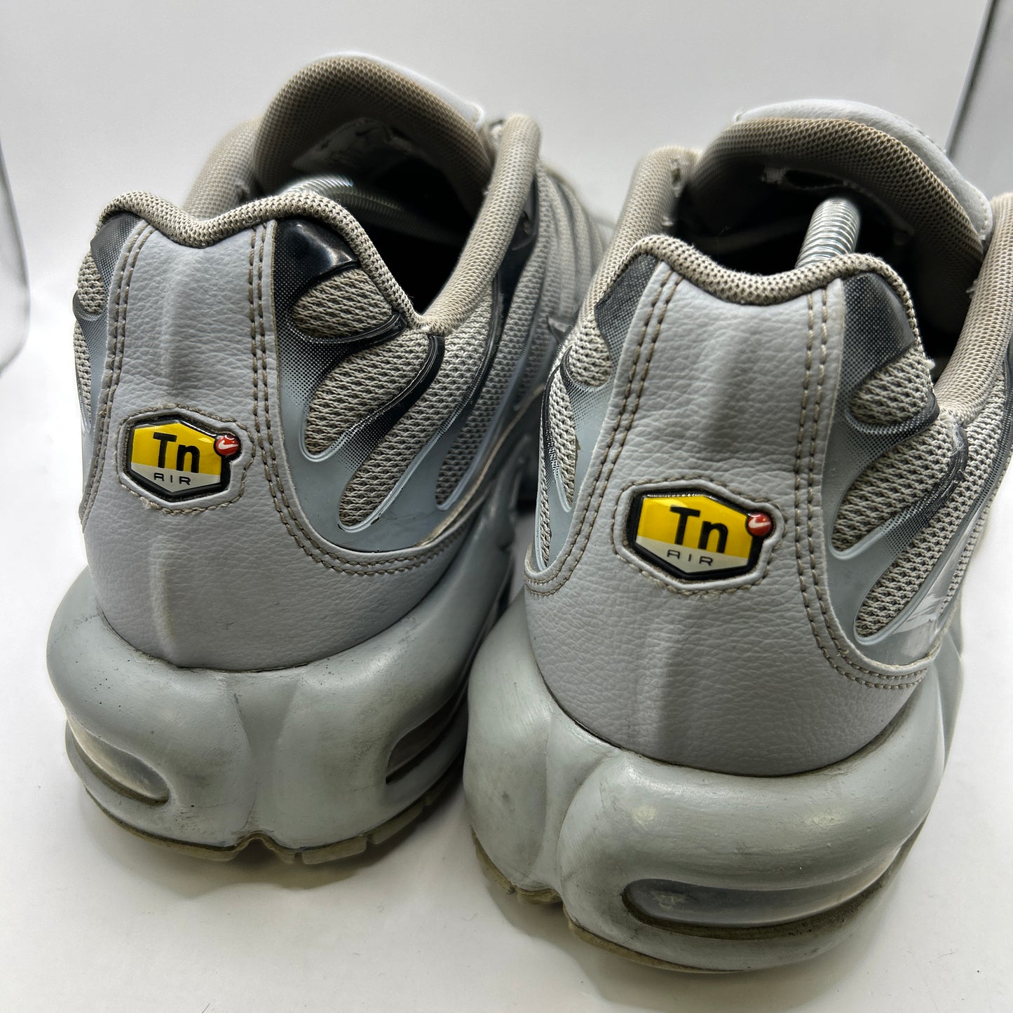Nike Wolf Grey Tn (UK 10.5)