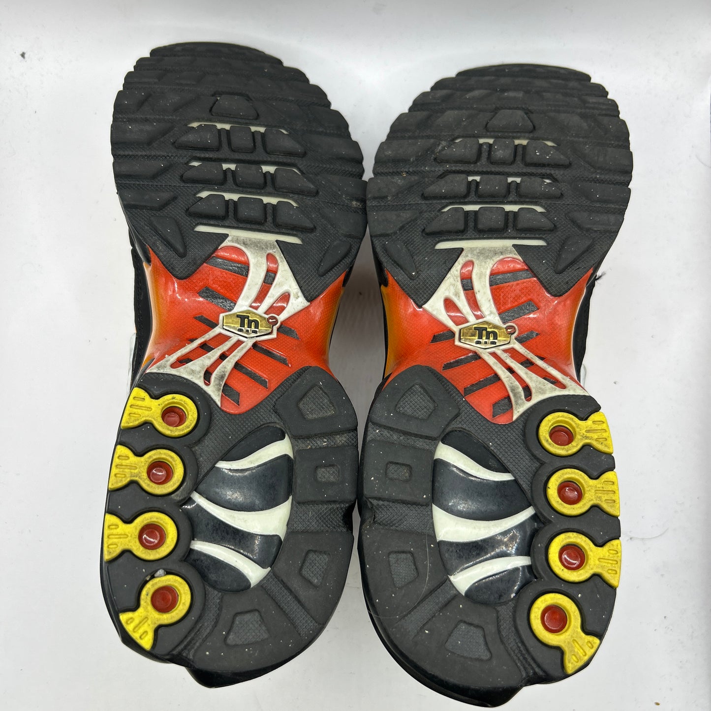 Nike Tiger Tn (UK 7.5)