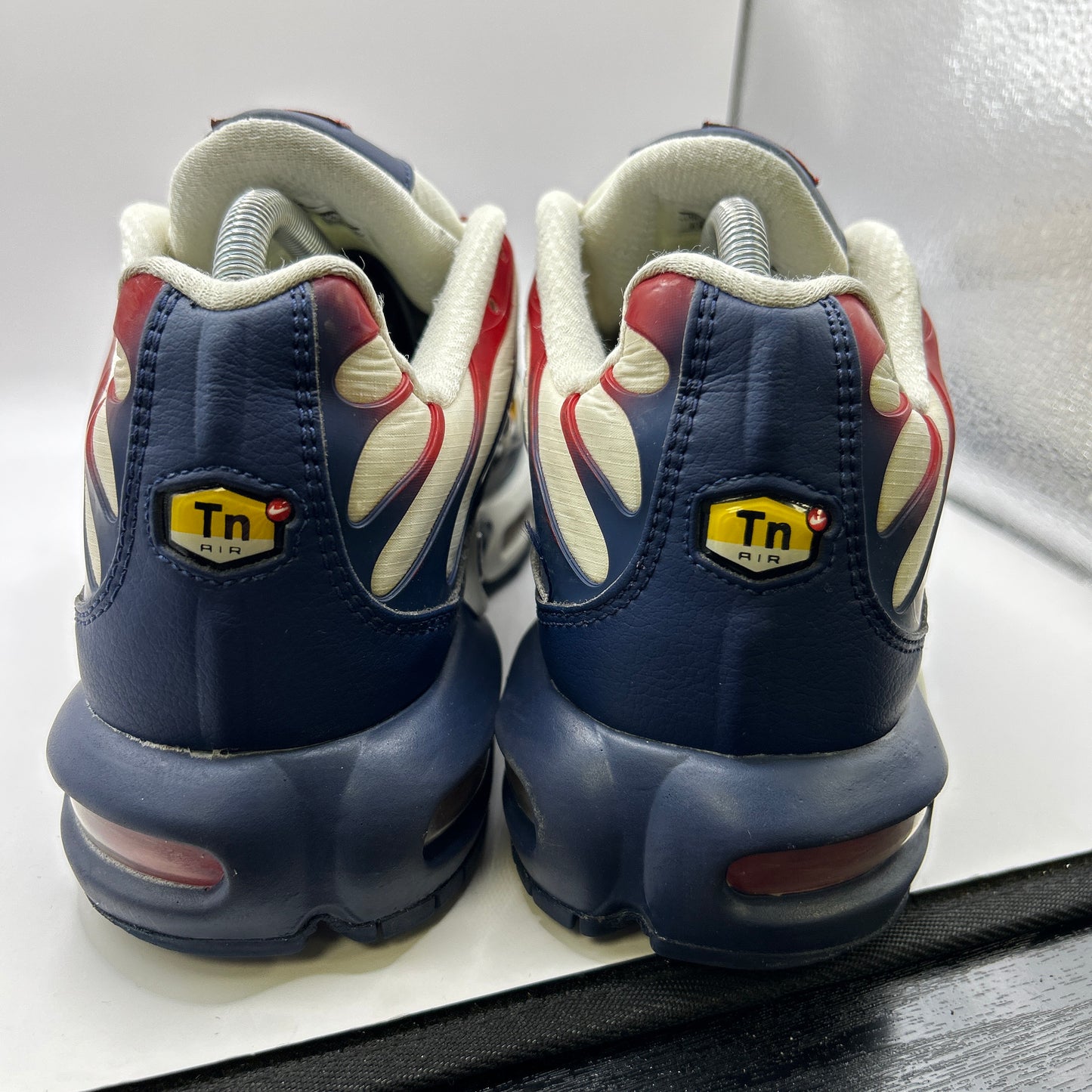 Nike Nautical Tn (UK 9.5)
