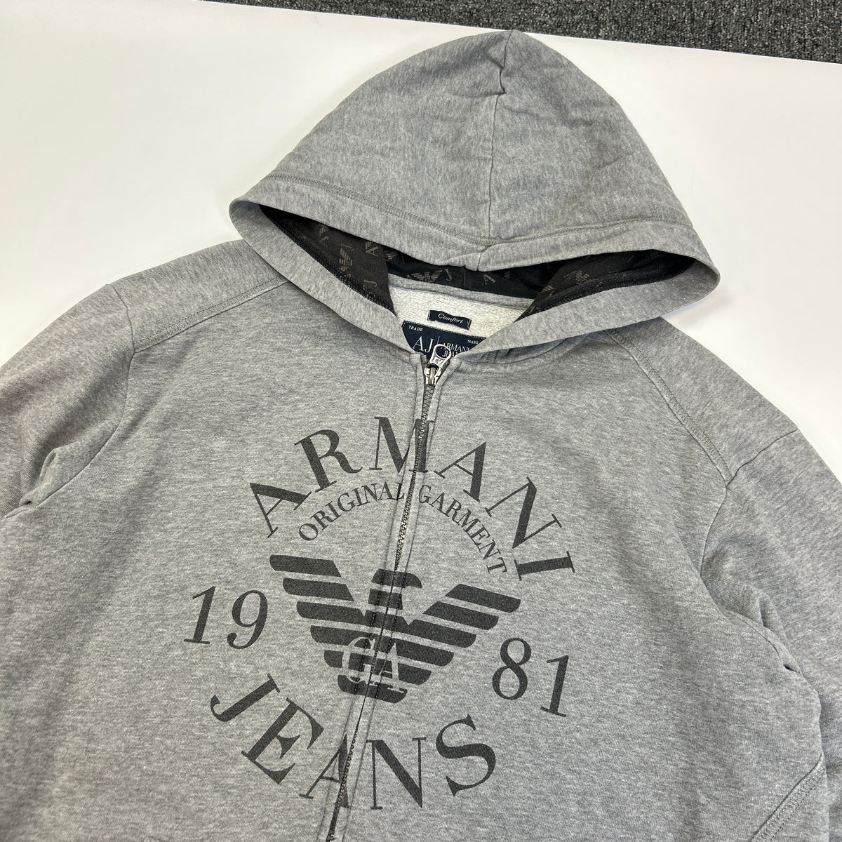 Armani Hoodie (L)