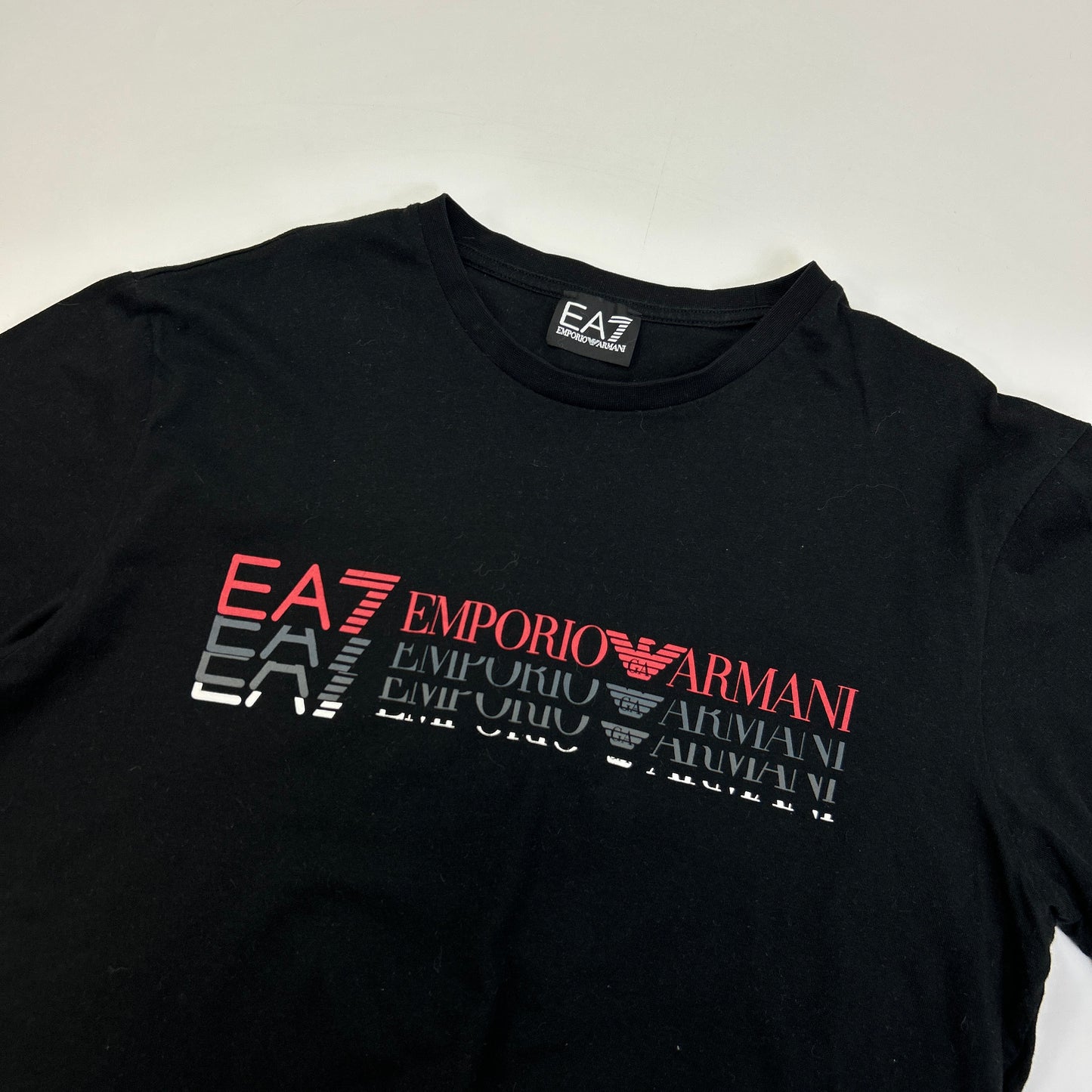 Armani T-Shirt (L)
