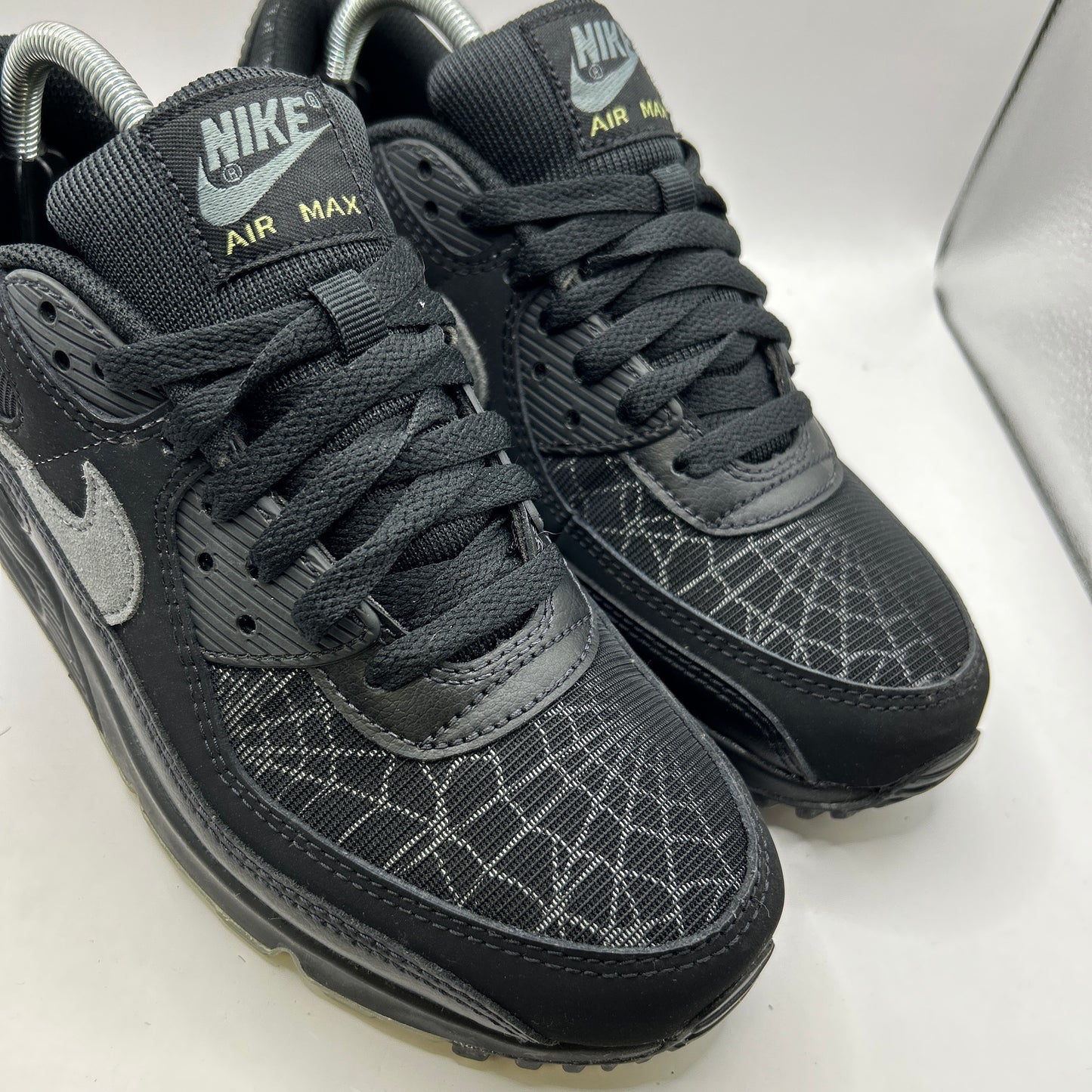 Nike Halloween 90s (UK 7)