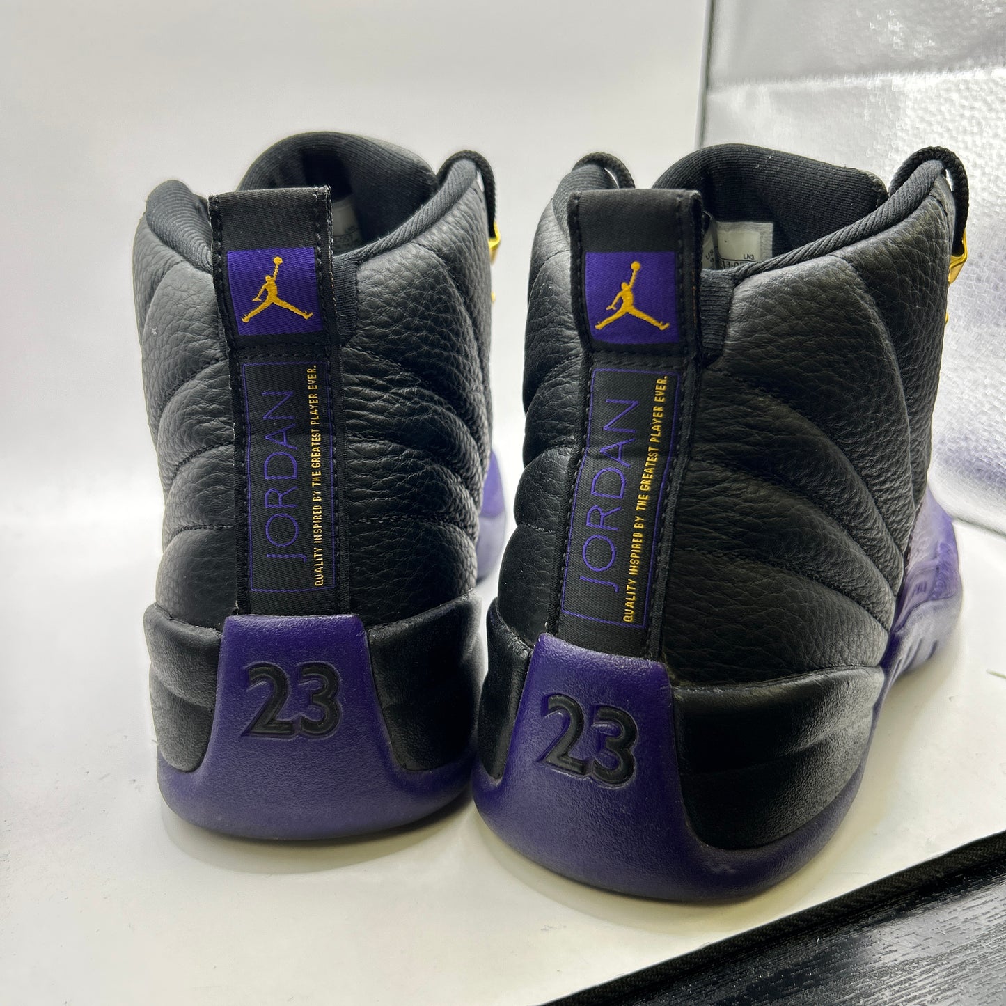 Air Jordan Field Purple 12 (UK 8)