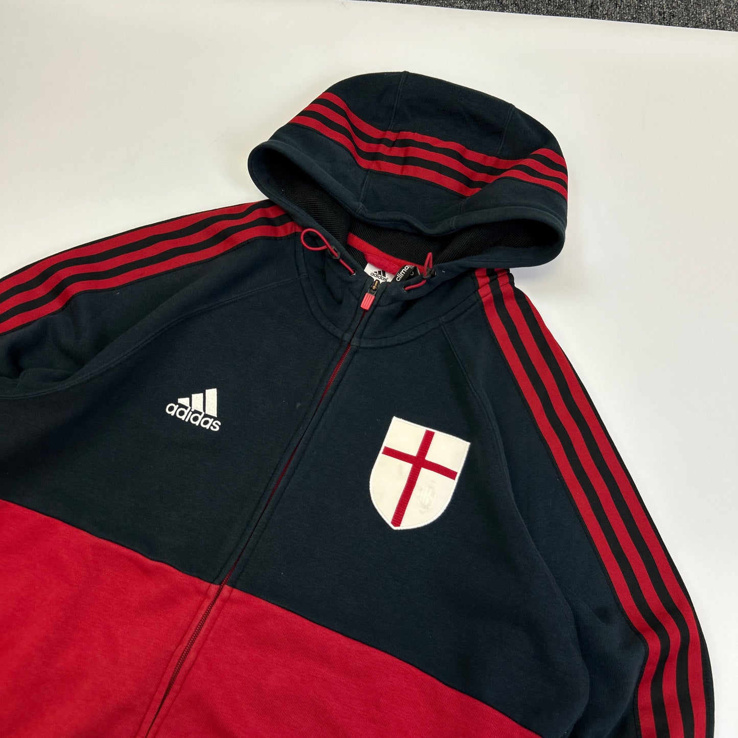 Adidas Essentials Hoodie (XL)