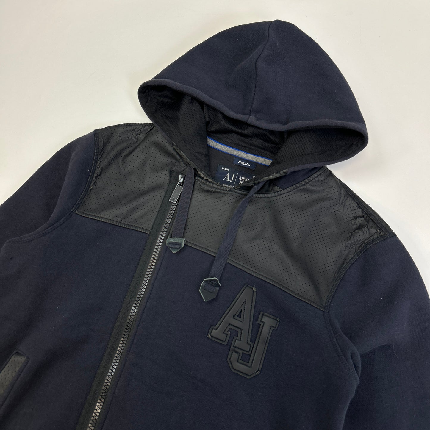 Armani Hoodie (M)