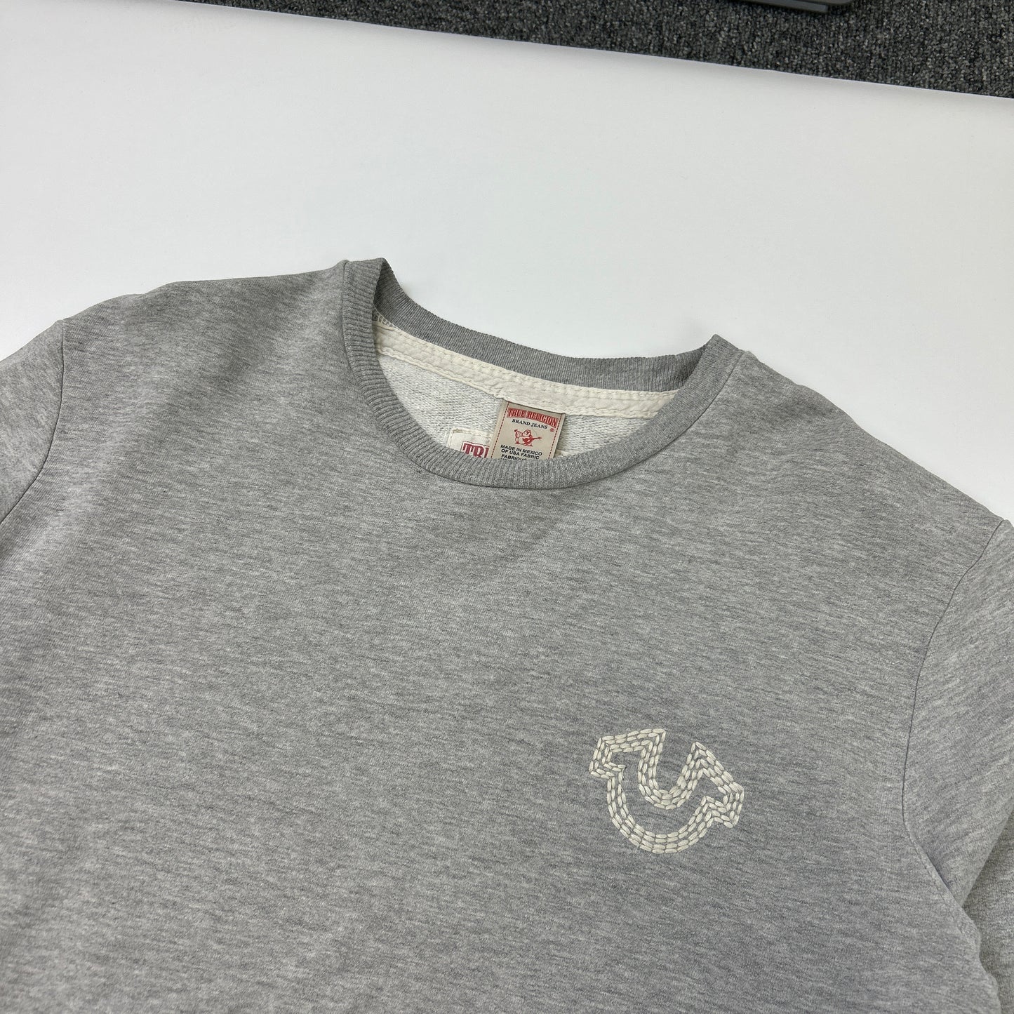 True Religion Jumper (M)
