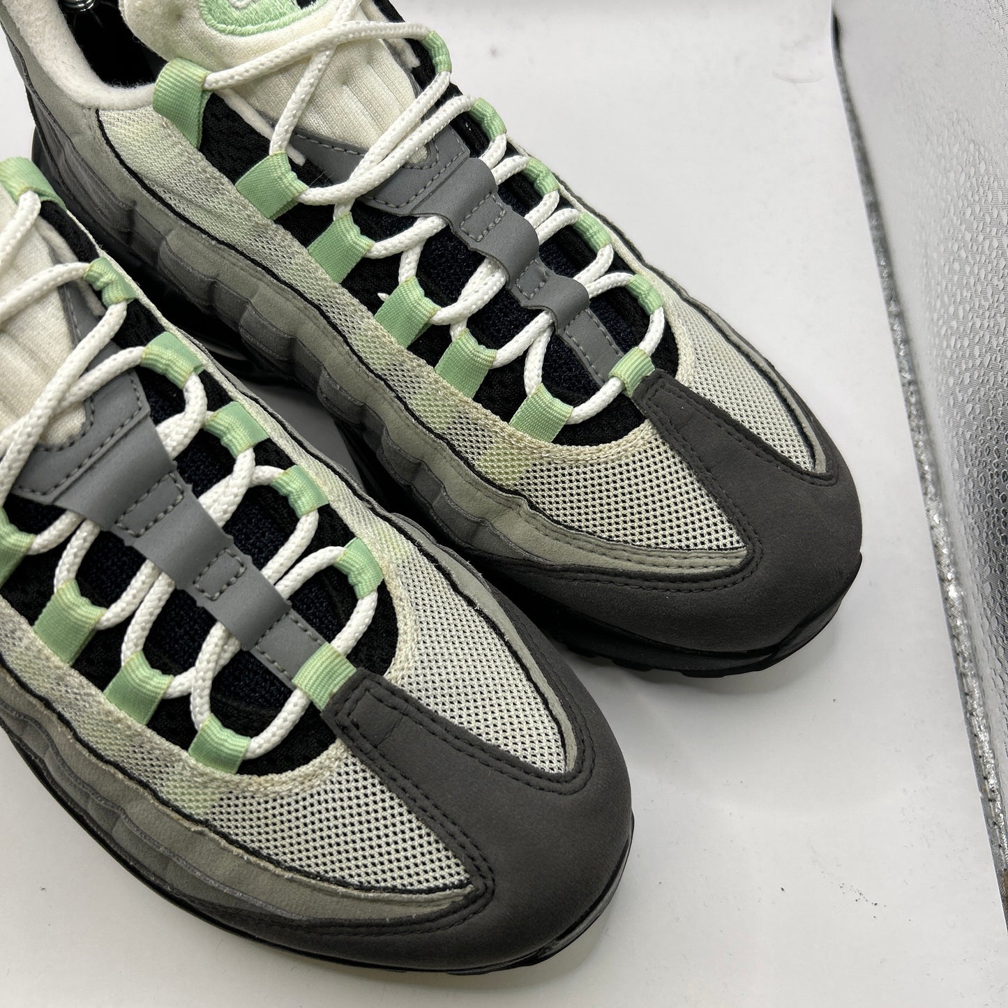 Nike Fresh Mint 95s (UK 7)
