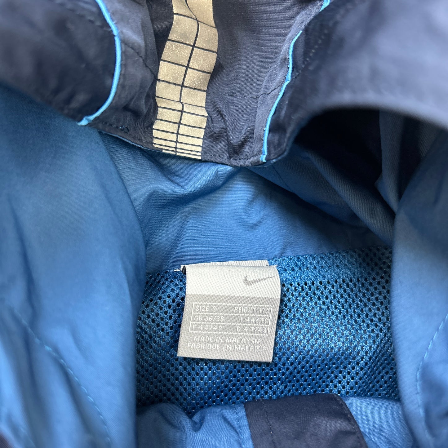 Nike Air Max L8 Jacket (S)