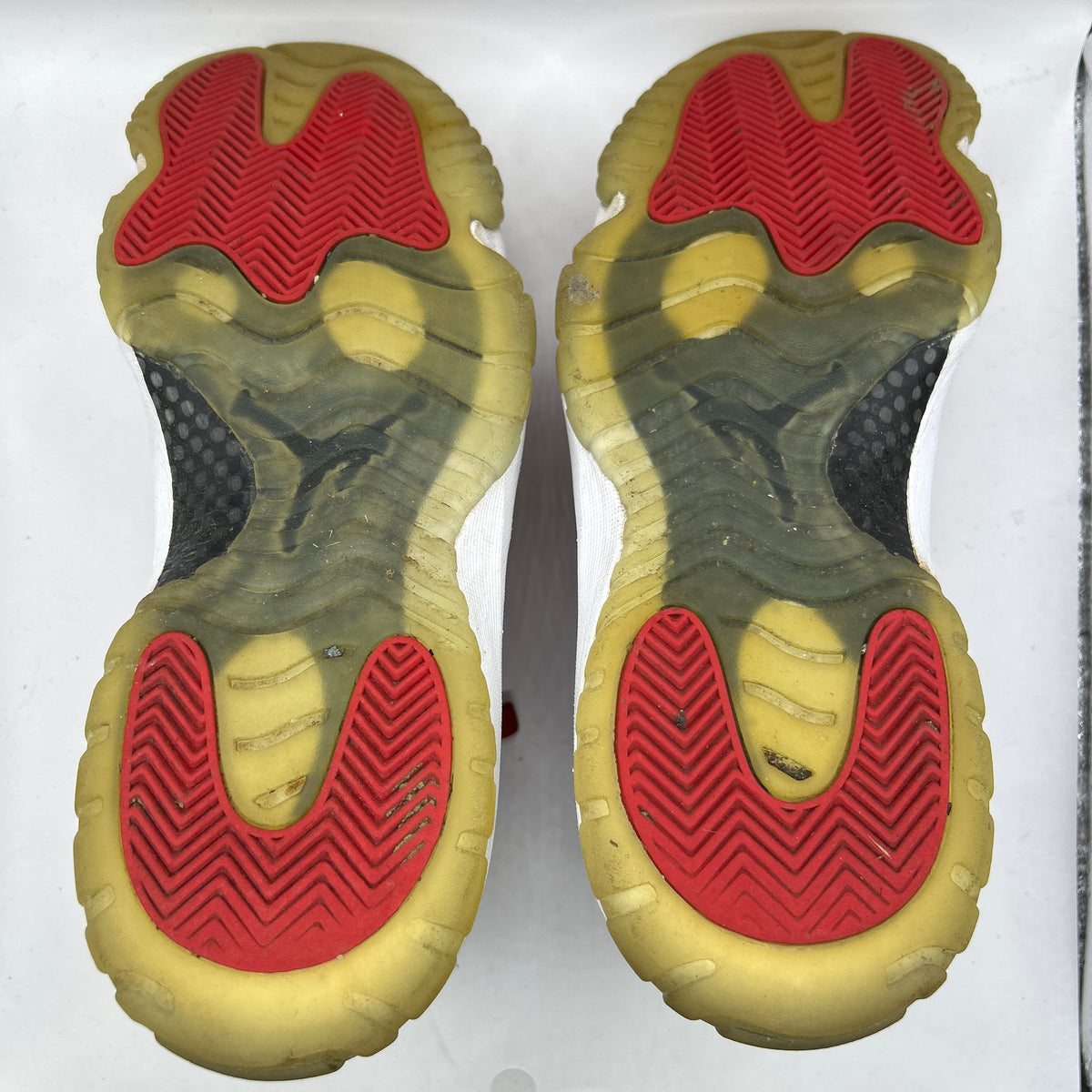 Air Jordan Win Like 96 11 (UK 9.5)