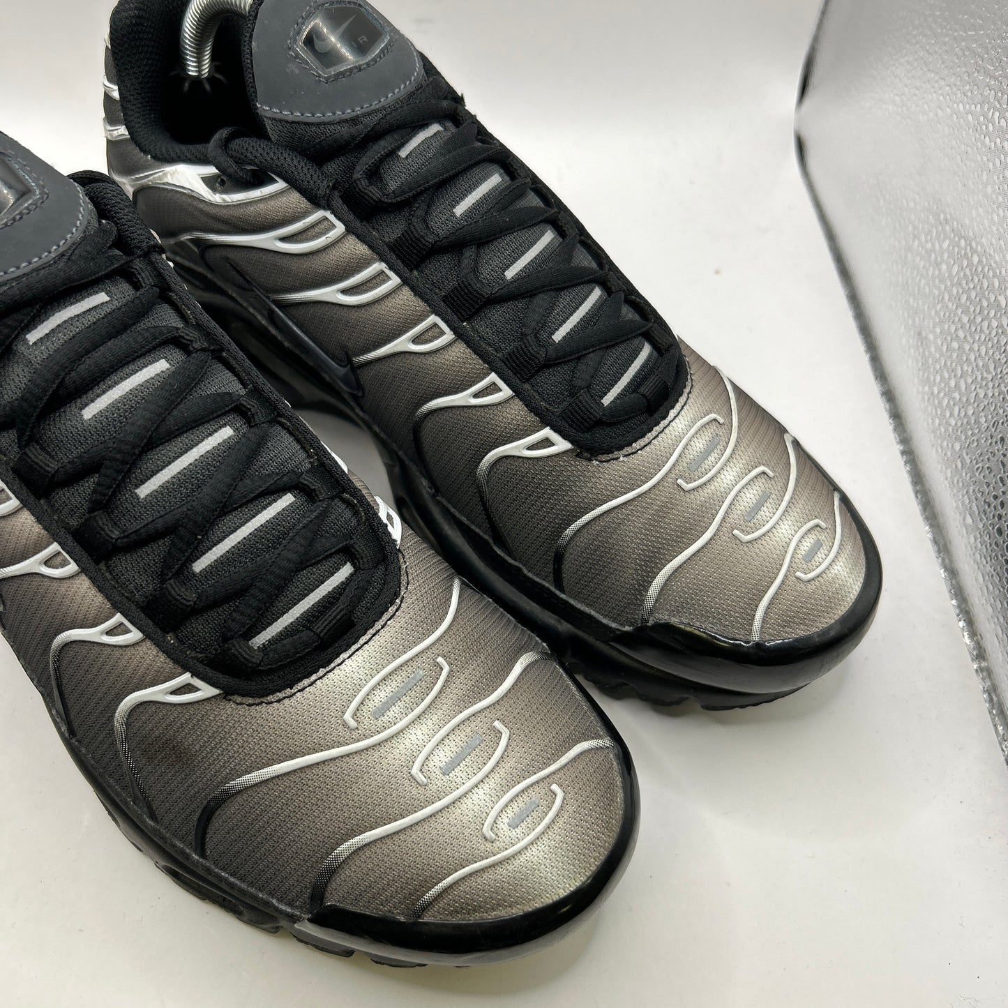 Nike Black Anthracite Tn (UK 8)