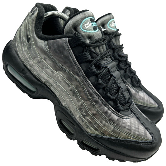Nike DNA 95s (UK 8)