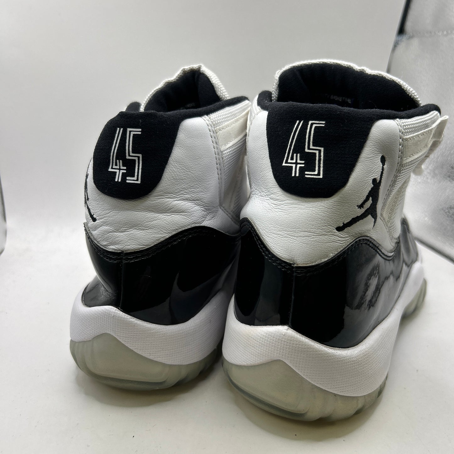 Air Jordan Concord 11 (UK 8)