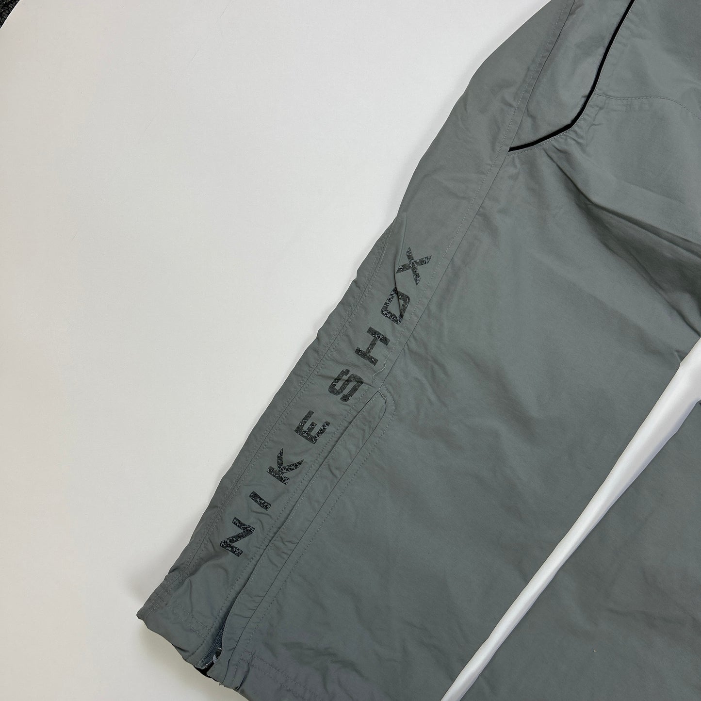 Nike Shox Track Pants (M)