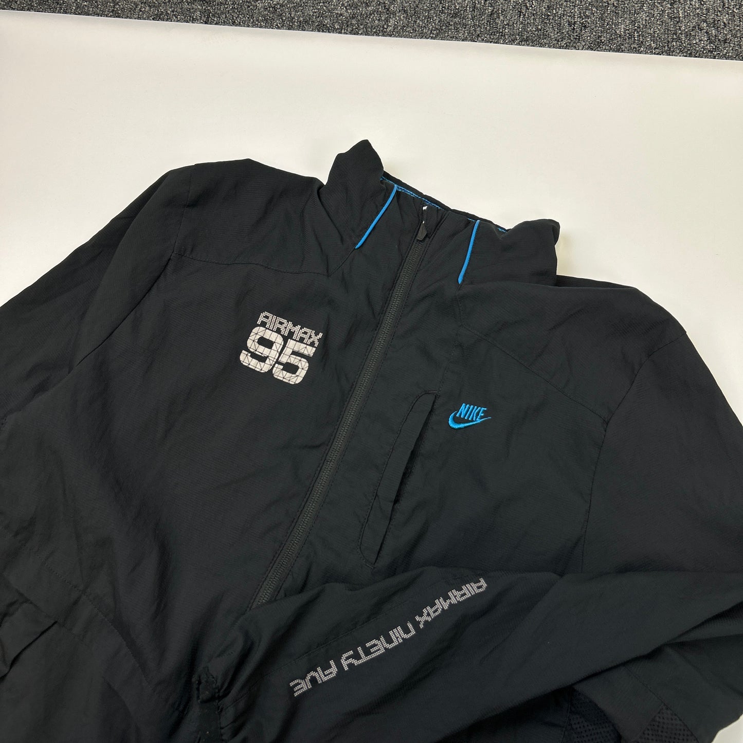 Nike Air Max 95 Track Jacket (M)