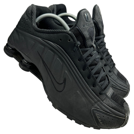 Nike Black Shox R4 (UK 9.5)