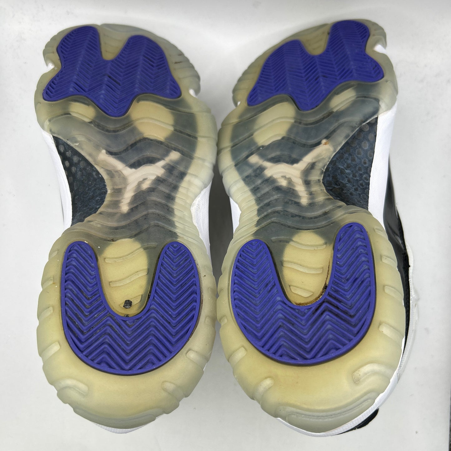 Air Jordan Concord 11 (UK 8)