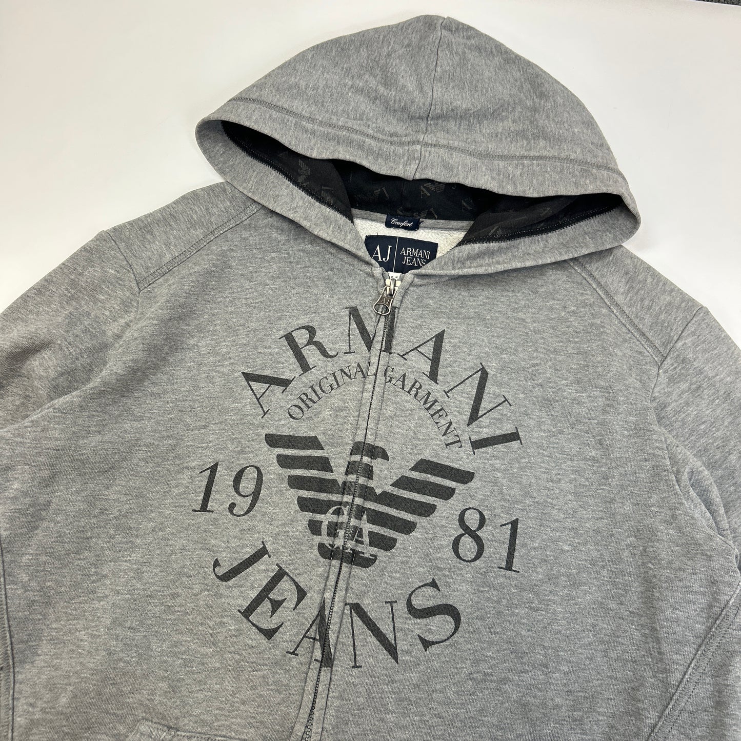 Armani Hoodie (M)