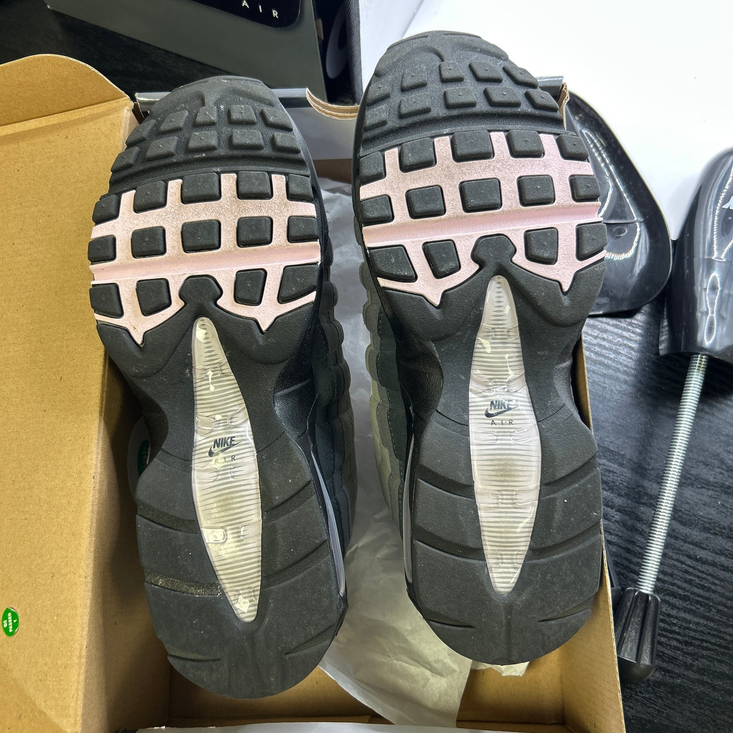 Nike Pink Foam Big Bubble 95s (UK 8.5)