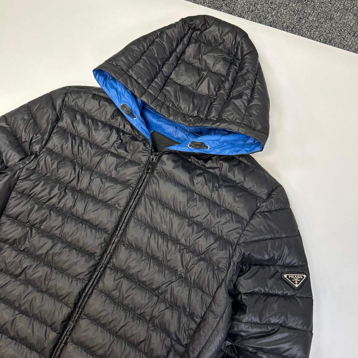 Prada Puffer (M)