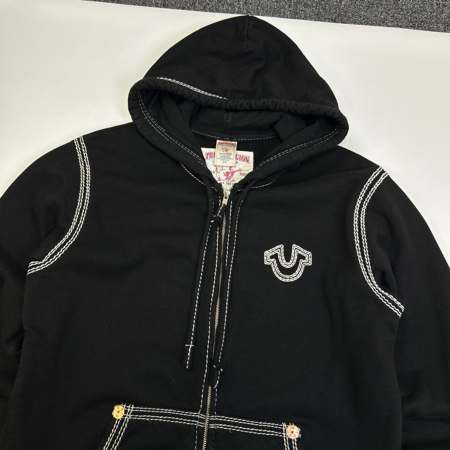 True Religion Hoodie (M)