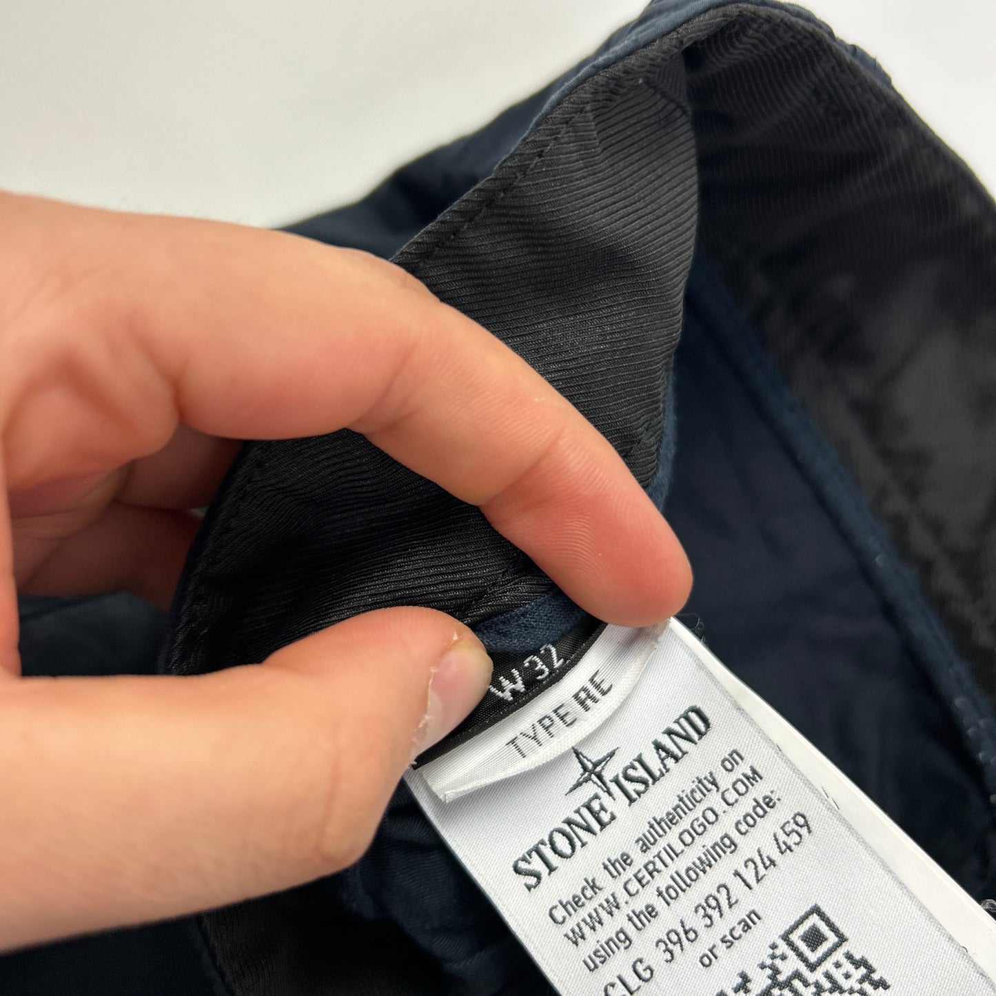Stone Island Shorts (32)