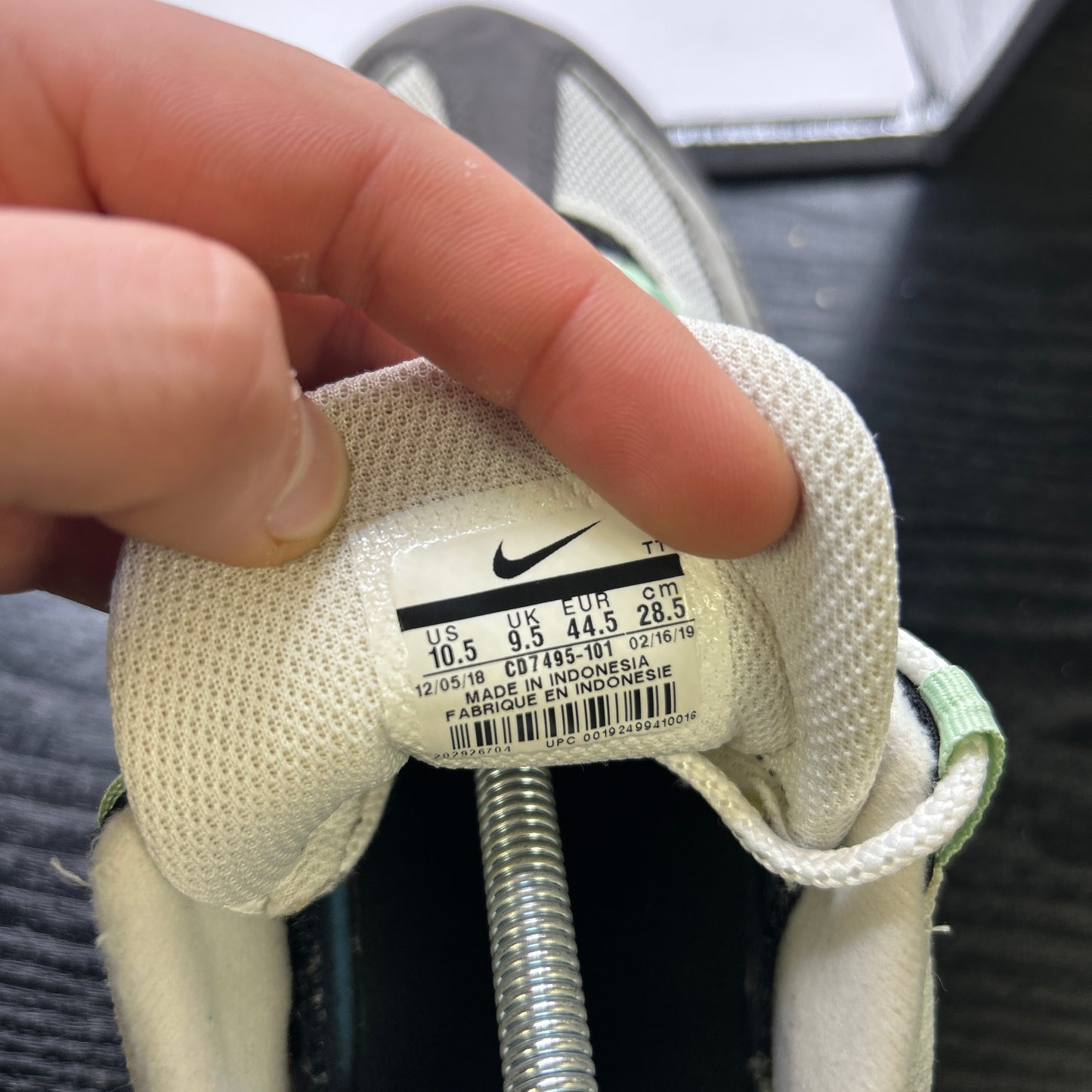 Nike Fresh Mint 95s (UK 9.5)