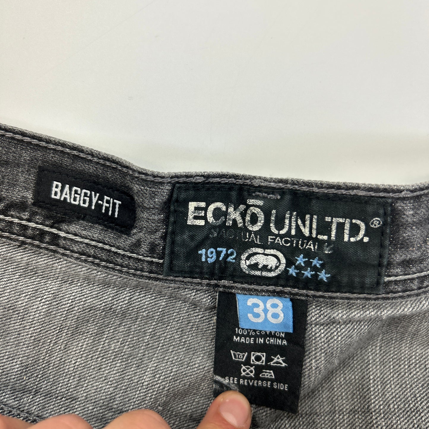 Ecko Jorts (38)