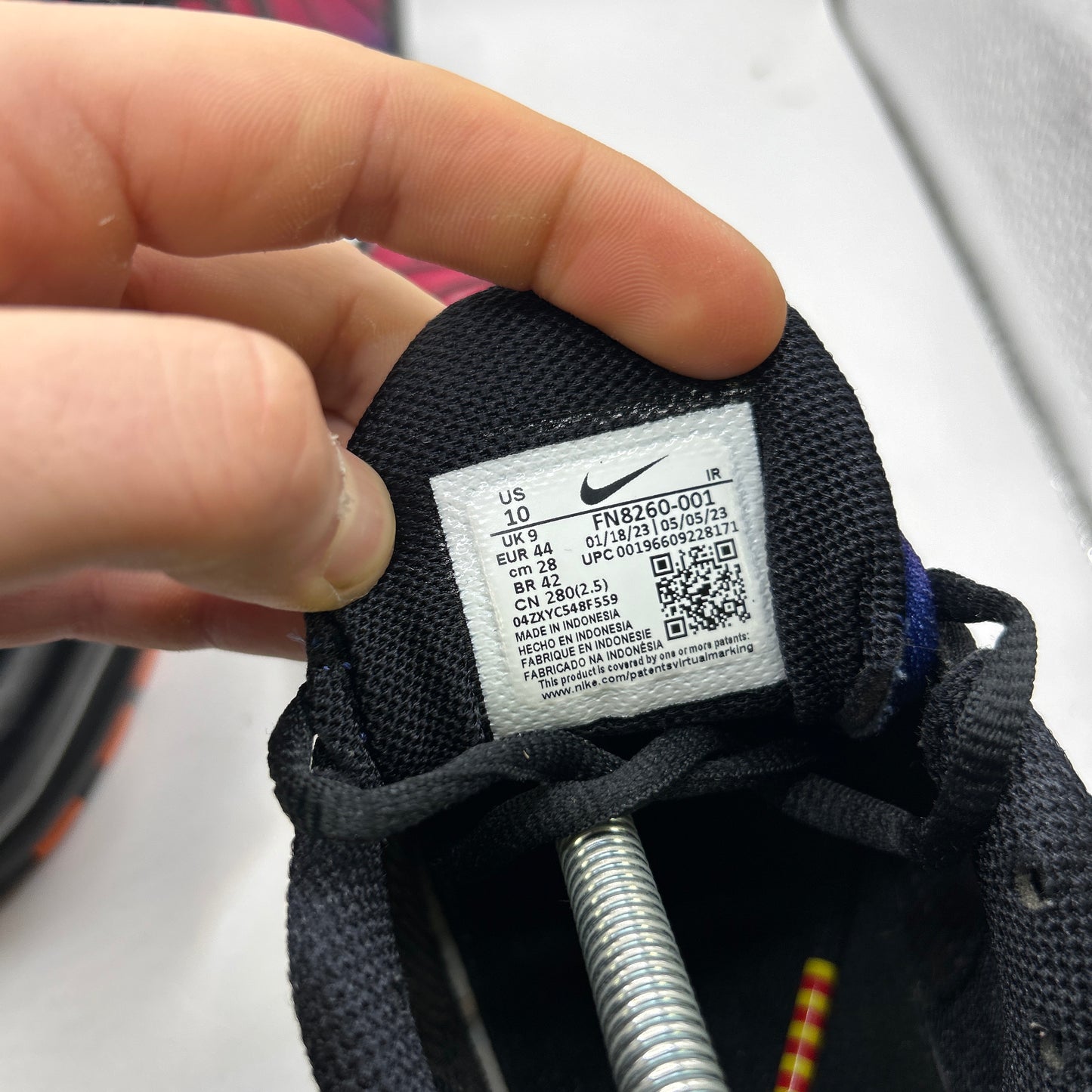 Nike Patta Barcelona Tn (UK 9)