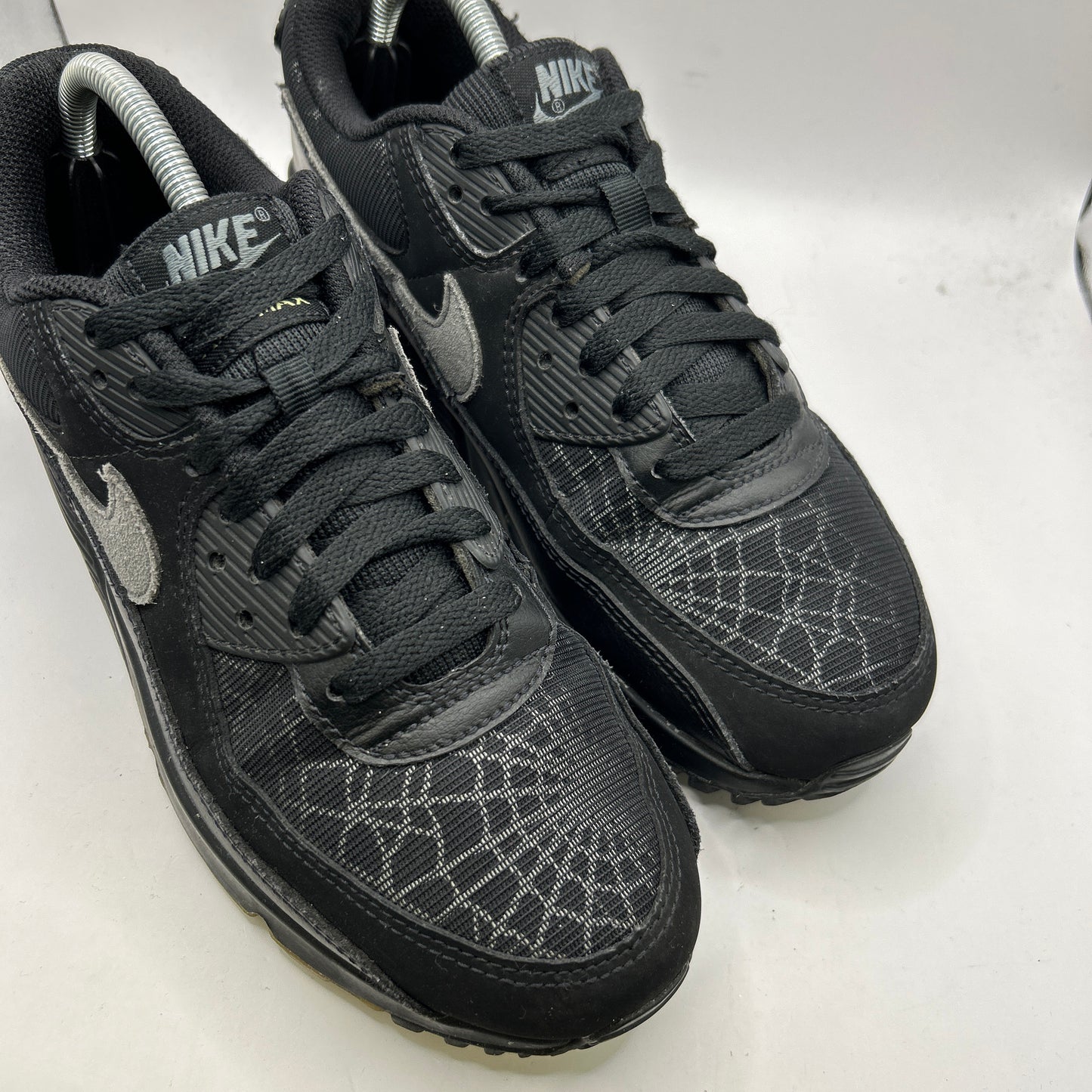 Nike Halloween 90s (UK 7.5)