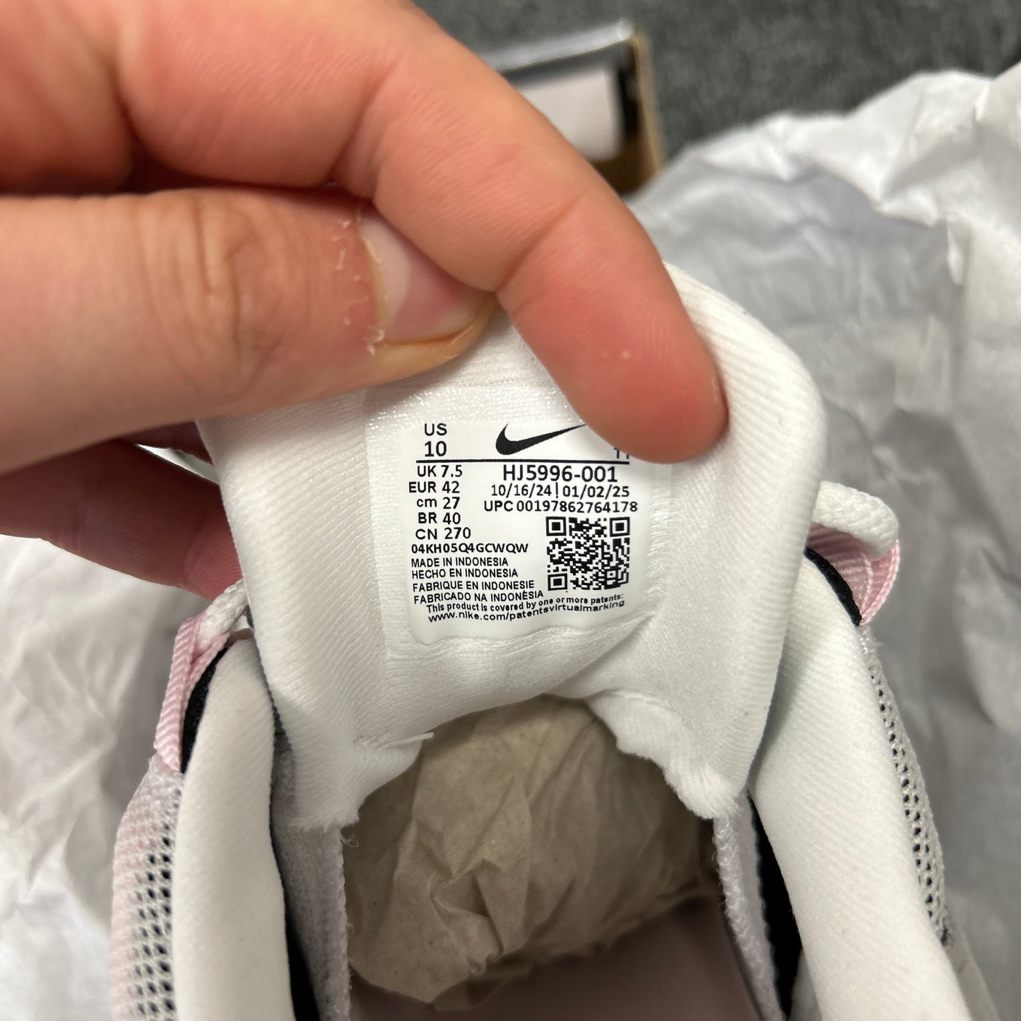 Nike Pink Foam Big Bubble 95s (UK 7.5)