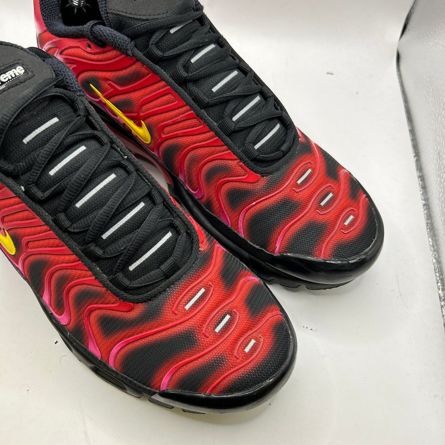 Nike Supreme Tn (UK 8.5)