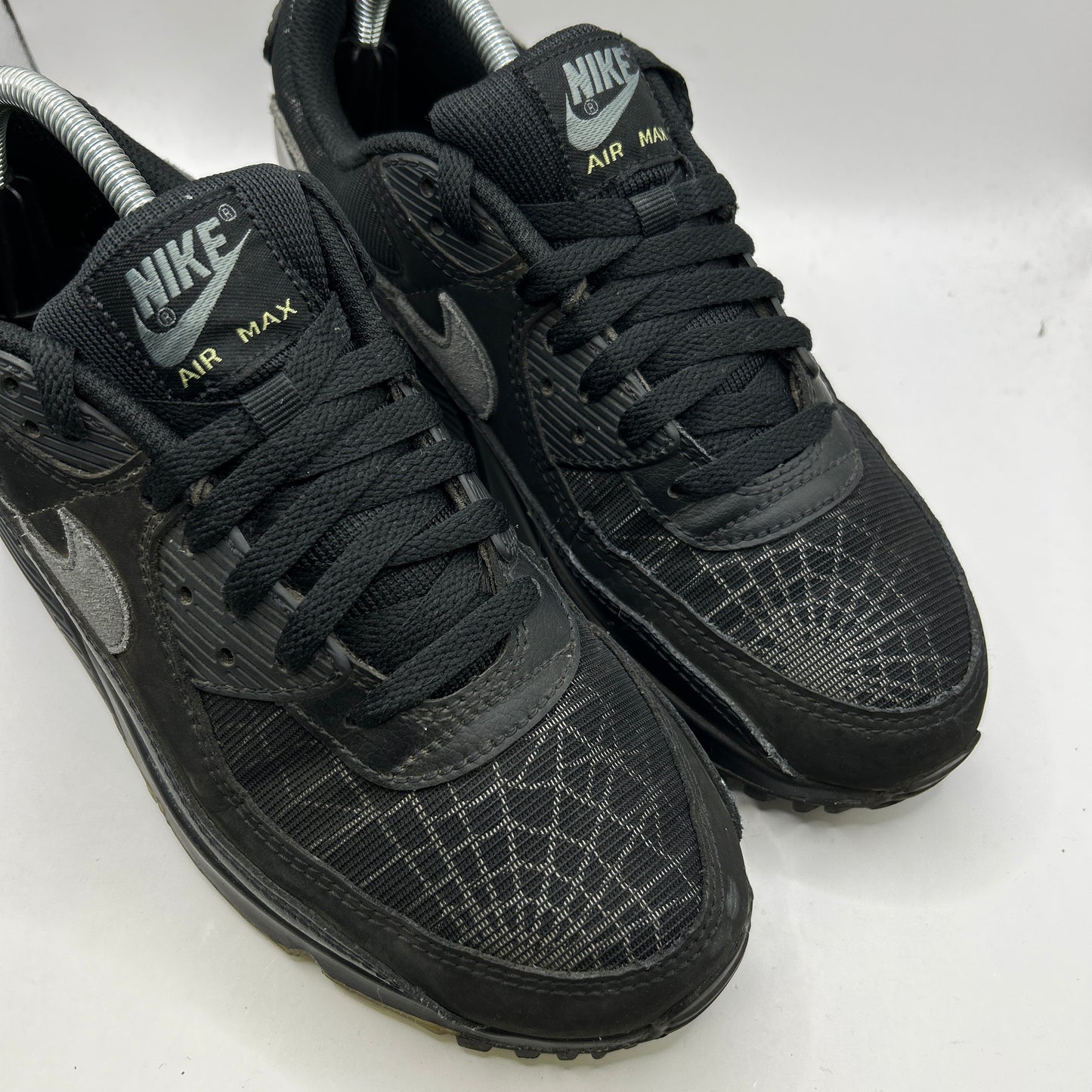 Nike Halloween 90s (UK 7.5)