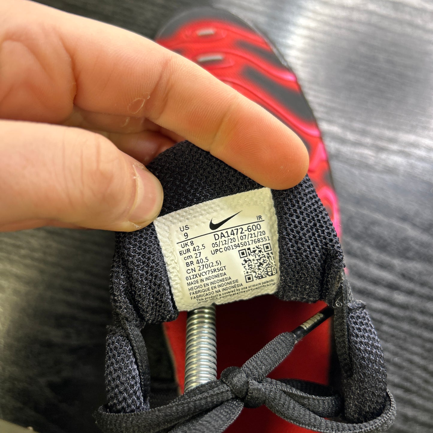 Nike Supreme Tn (UK 8)