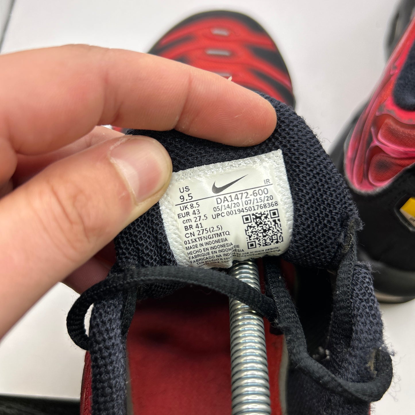 Nike Supreme Tn (UK 8.5)