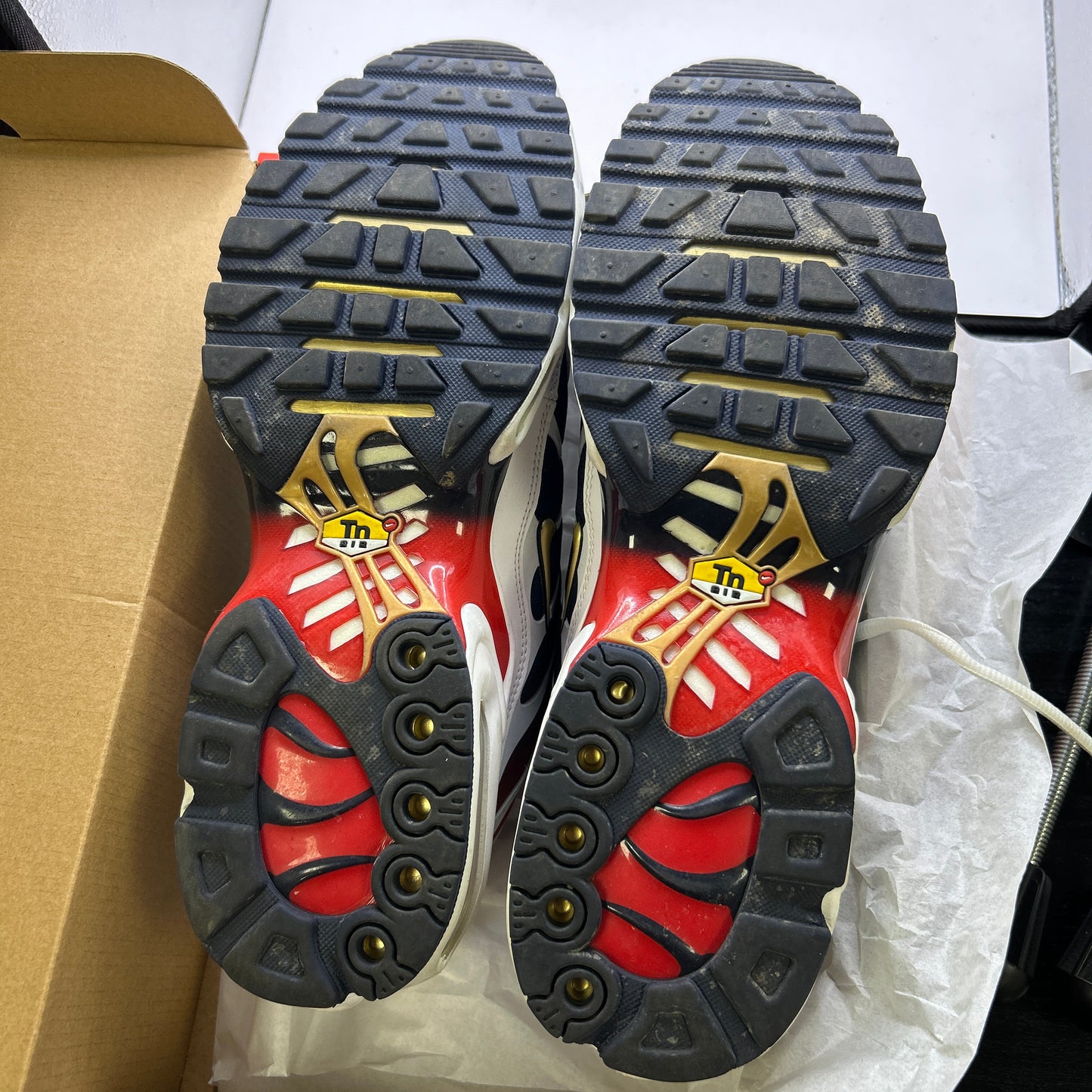Nike PSG Tn (UK 10.5)