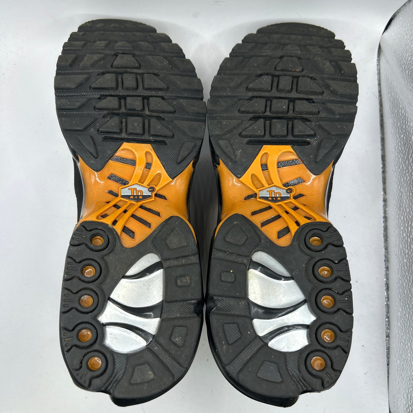 Nike Dark Obsidian Monarch Tn (UK 9.5)