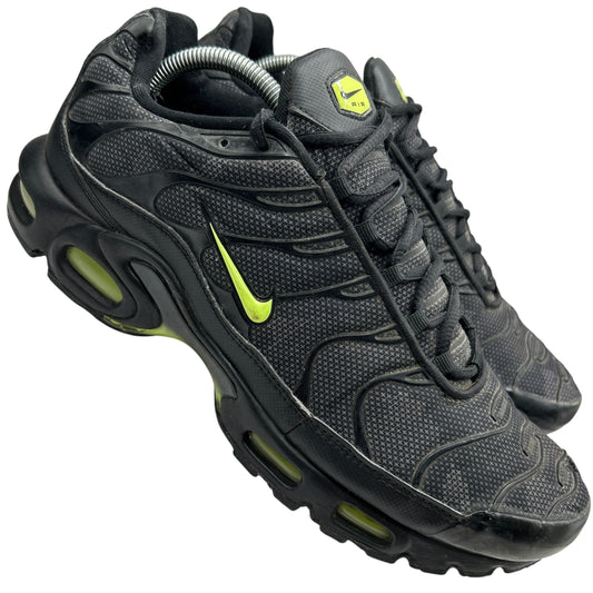 Nike Night Ops Tn (UK 9.5)