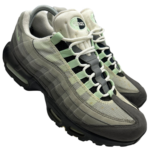 Nike Fresh Mint 95s (UK 8.5)