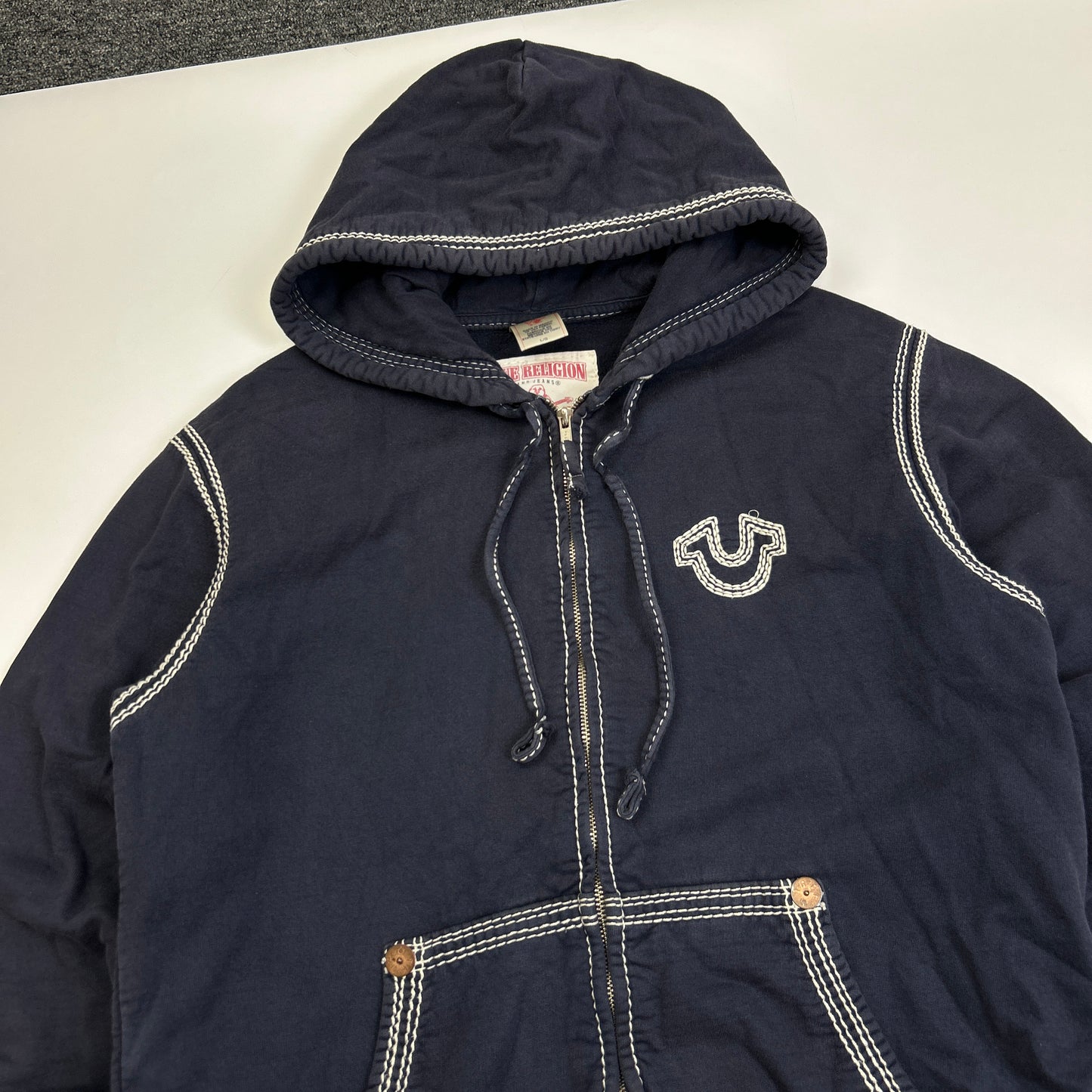 True Religion Hoodie (L)