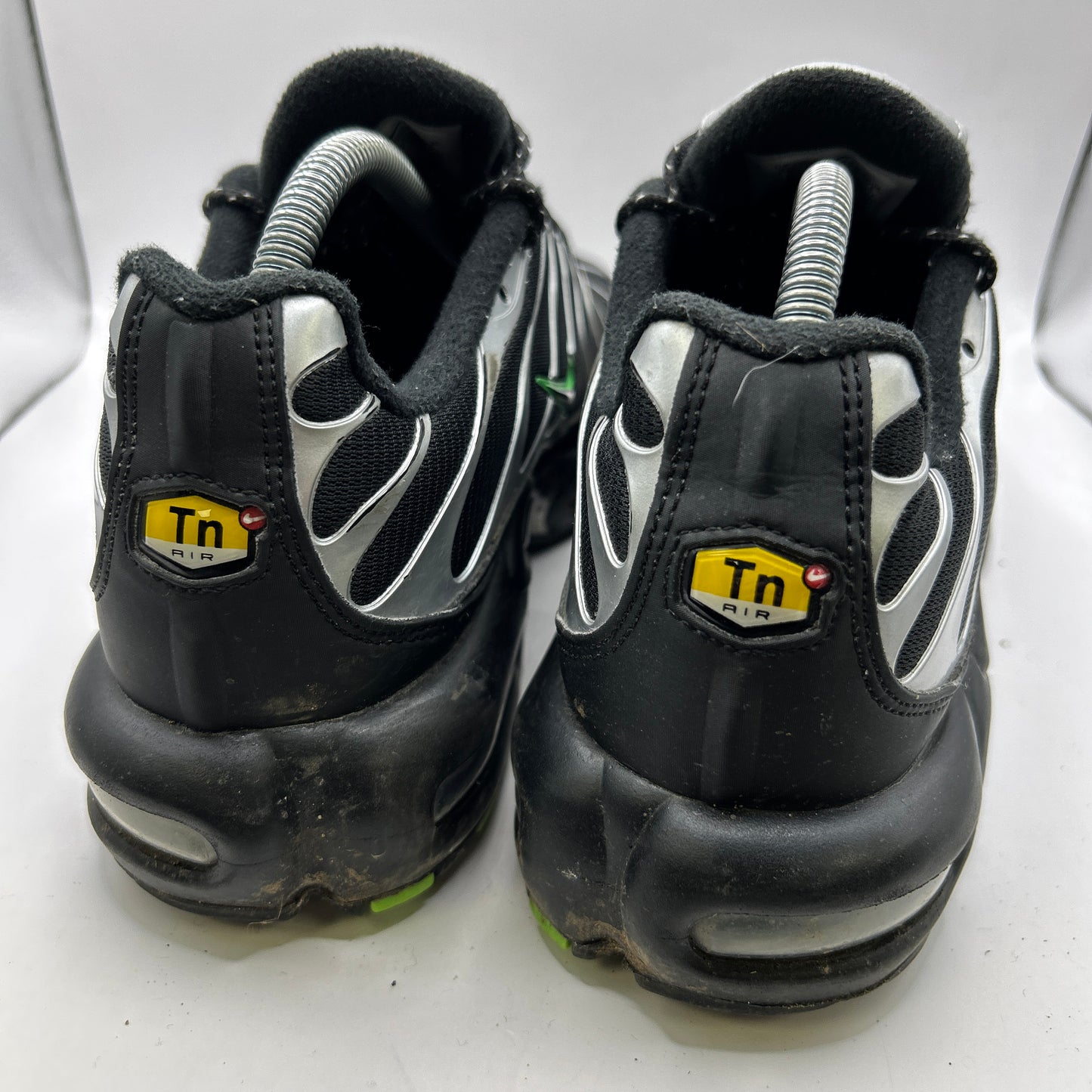 Nike Black Silver Green Strike Tn (UK 8)