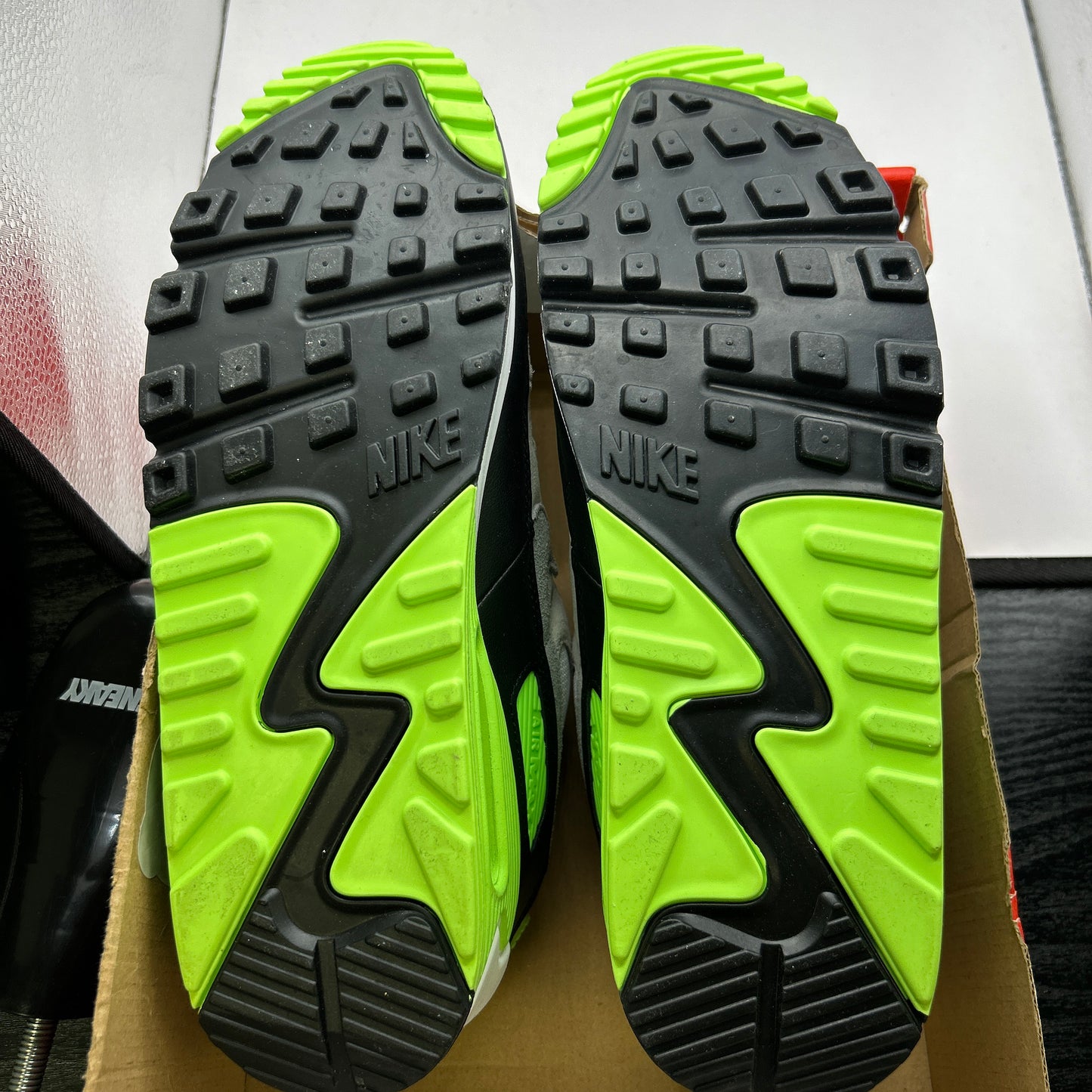 Nike Vapor Green 90s (UK 9.5)