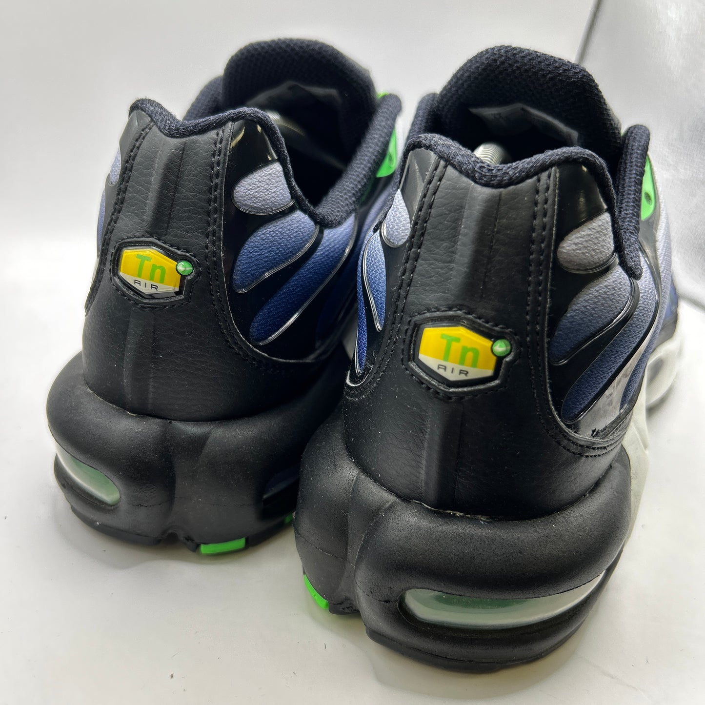 Nike Scream Green Tn (UK 11)