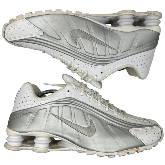 Nike White Metallic Shox R4 (UK 11)