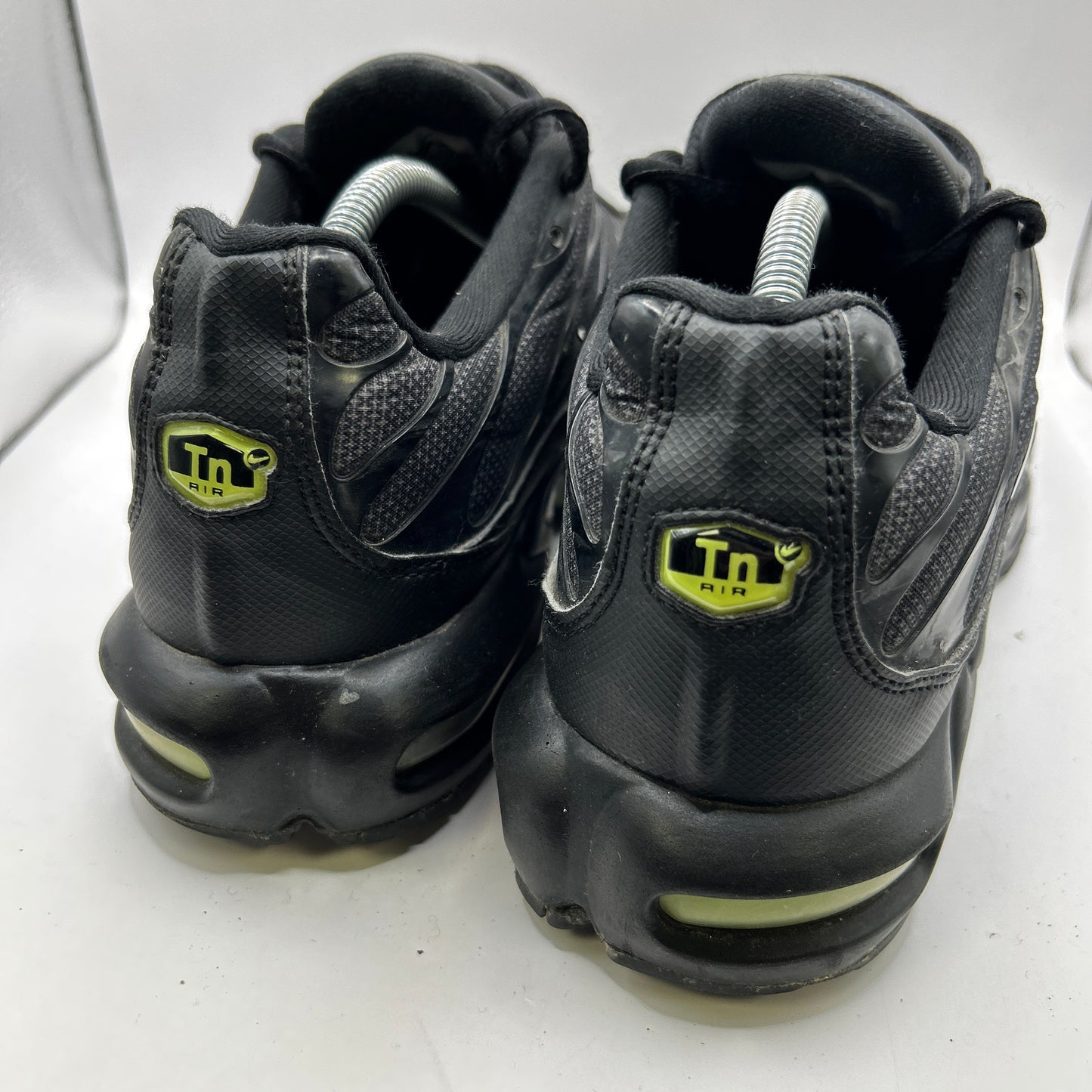 Nike Night Ops Tn (UK 9.5)