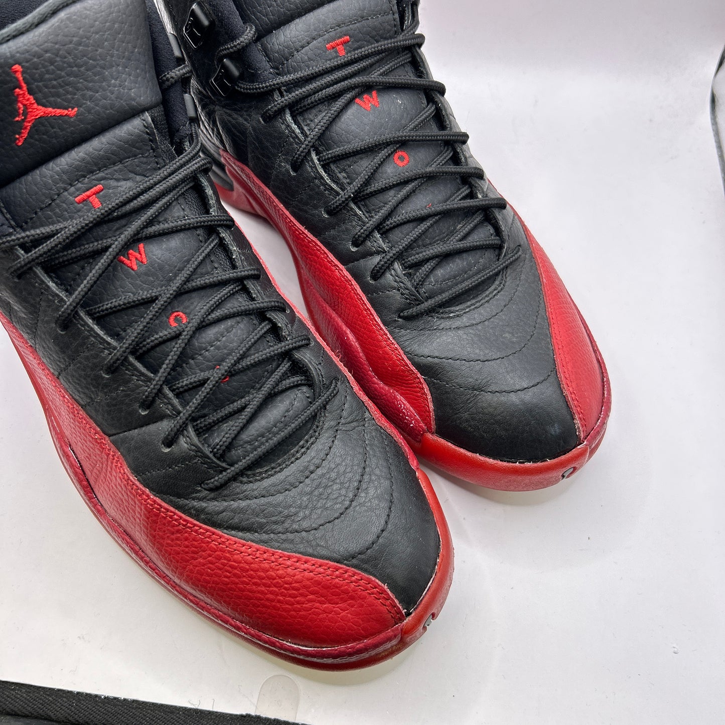 Air Jordan Flu Game 12 (UK 8)