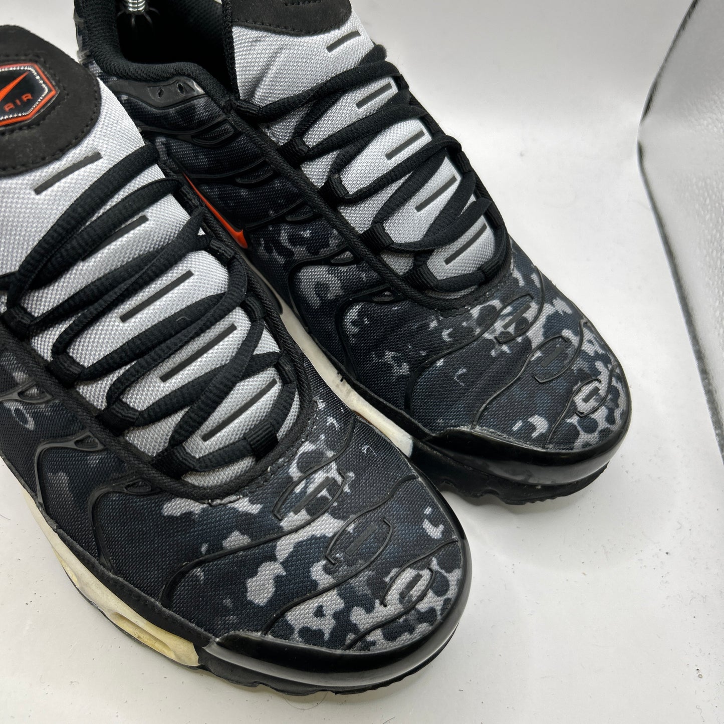 Nike Camo Tn (UK 7)