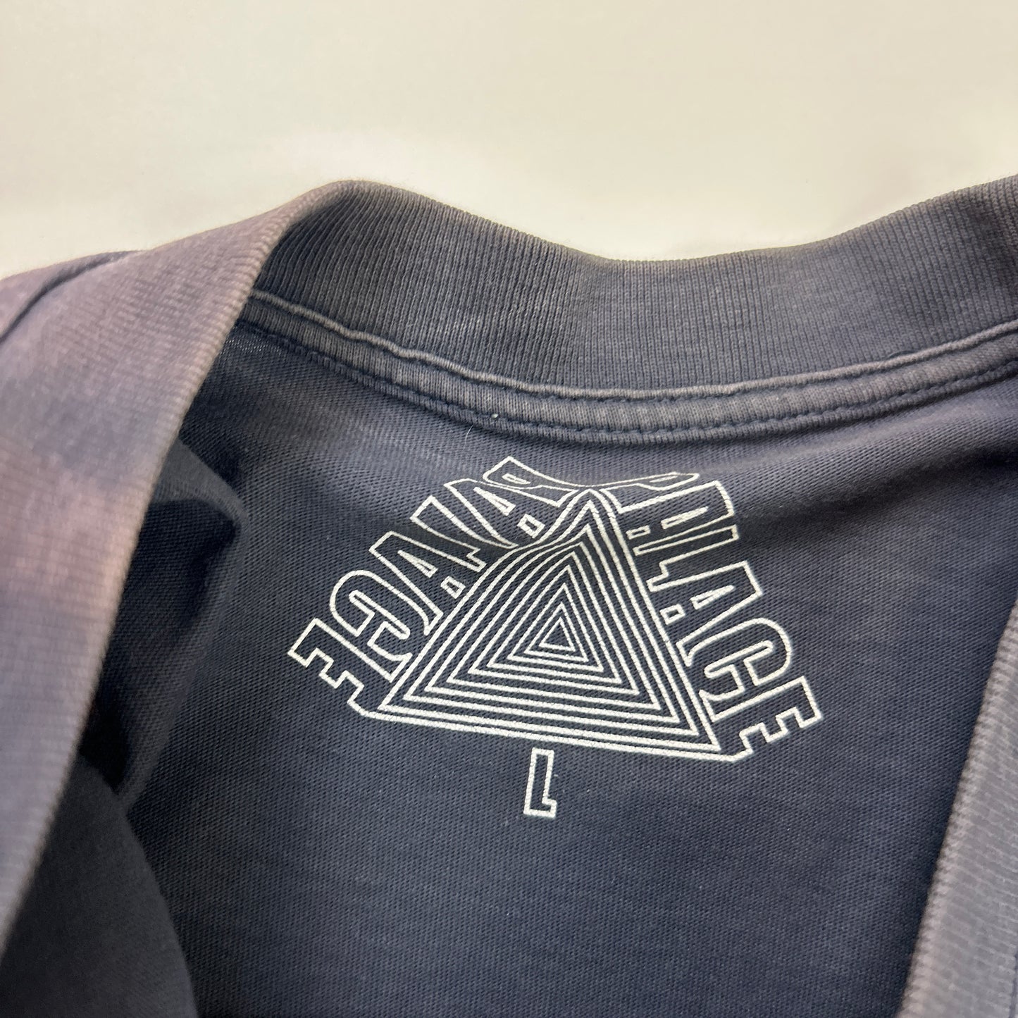 Palace T-Shirt (L)